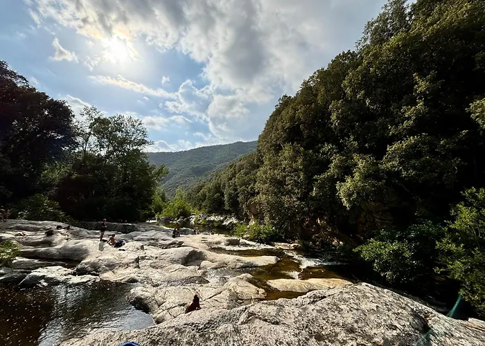Дом отдыха Casa Zitellini Authentique Maison De Village - Piscines Naturelles De